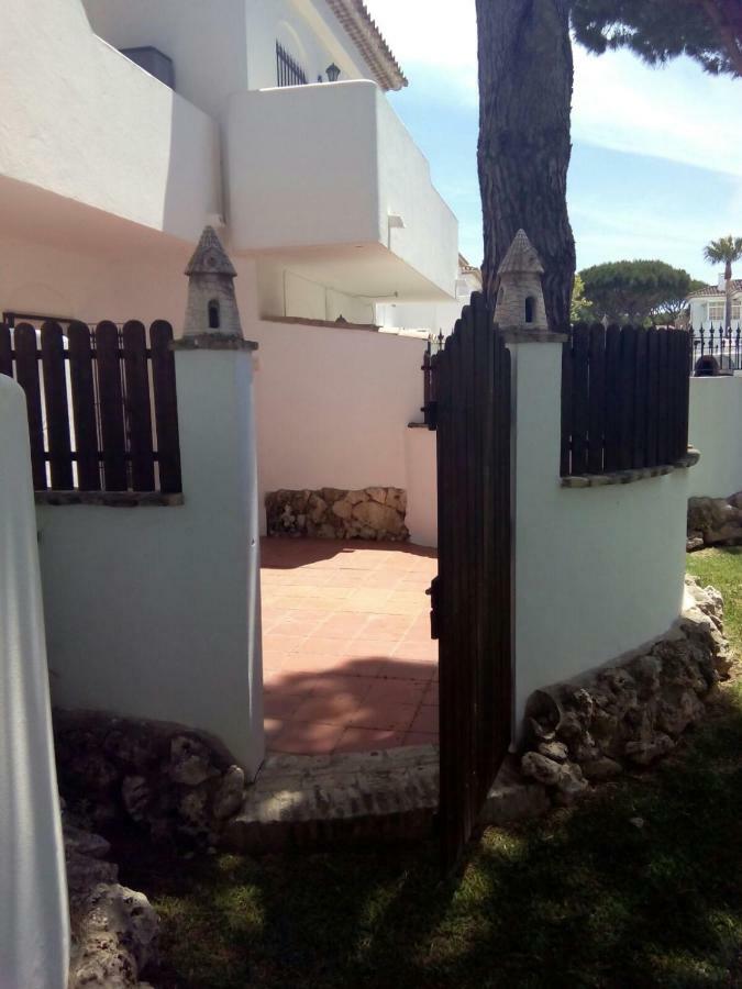 Apartamento Playa de la Barrosa Chiclana de la Frontera Exterior foto